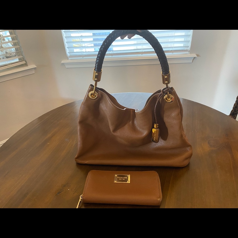Michael Kors “Skorpios” Large Bag & Wallet